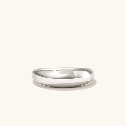 Thin Dôme Ring For Her